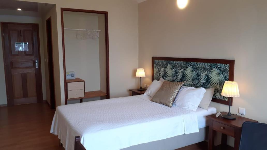 Emoyeni Gardens Hotel Sao Tome Exterior photo