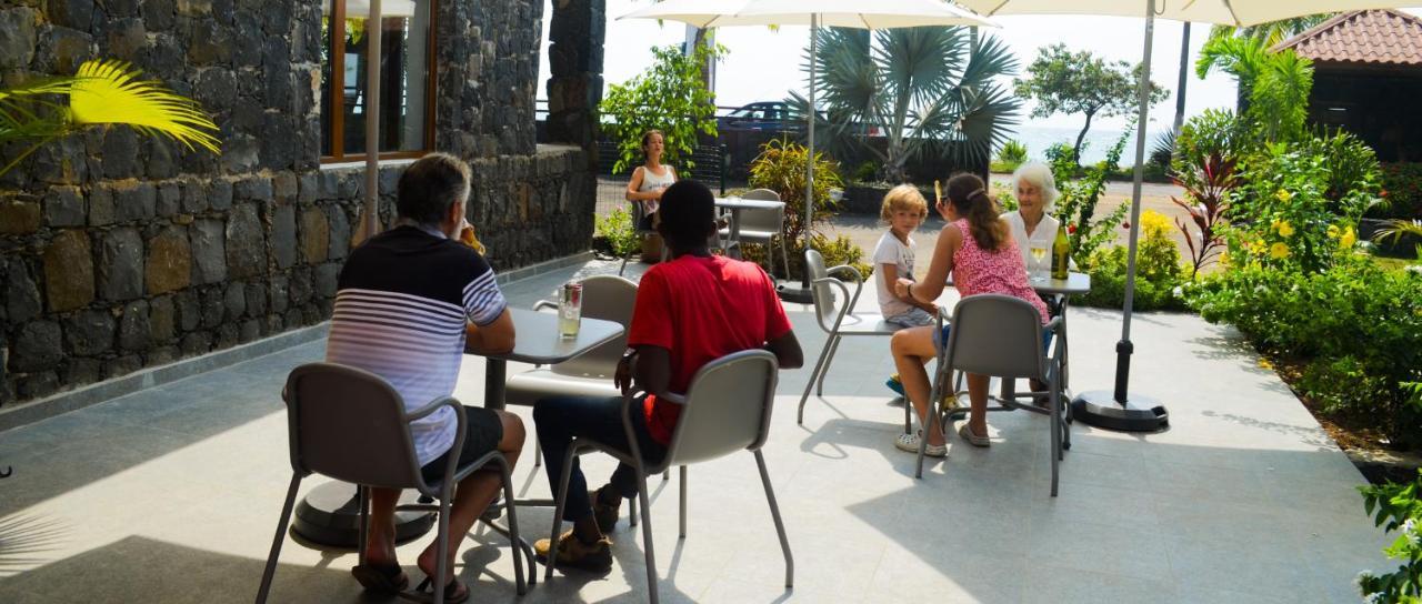 Emoyeni Gardens Hotel Sao Tome Exterior photo