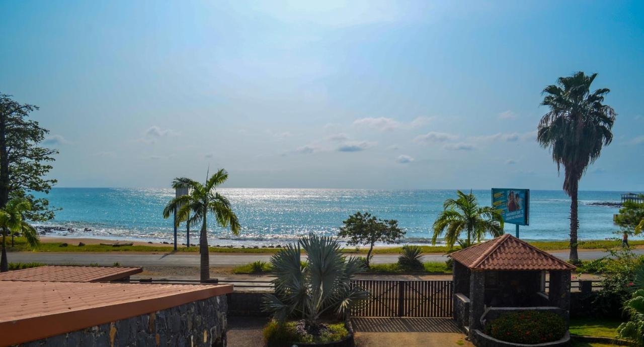 Emoyeni Gardens Hotel Sao Tome Exterior photo