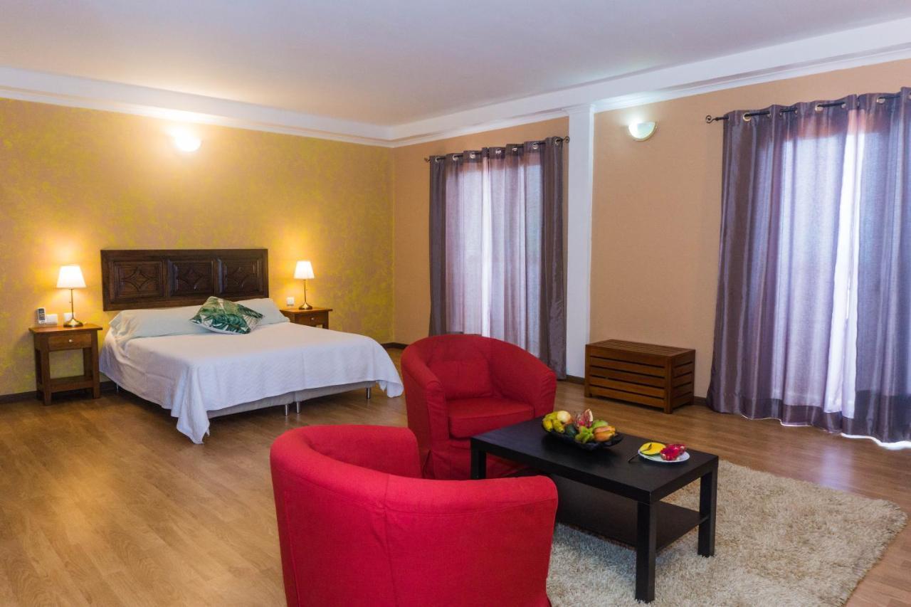 Emoyeni Gardens Hotel Sao Tome Exterior photo